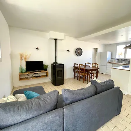 Prázdninový dům Maison A 650m De La Avec Jardin, Veranda Et Wifi - Fr-1-231-325 *